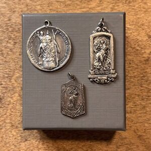 Vintage 50s Catholic Emergency ID Medal Last Rites Alert Mary Religious Pendants